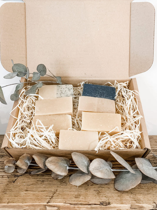 7 x Naked Mini Bar Gift Set